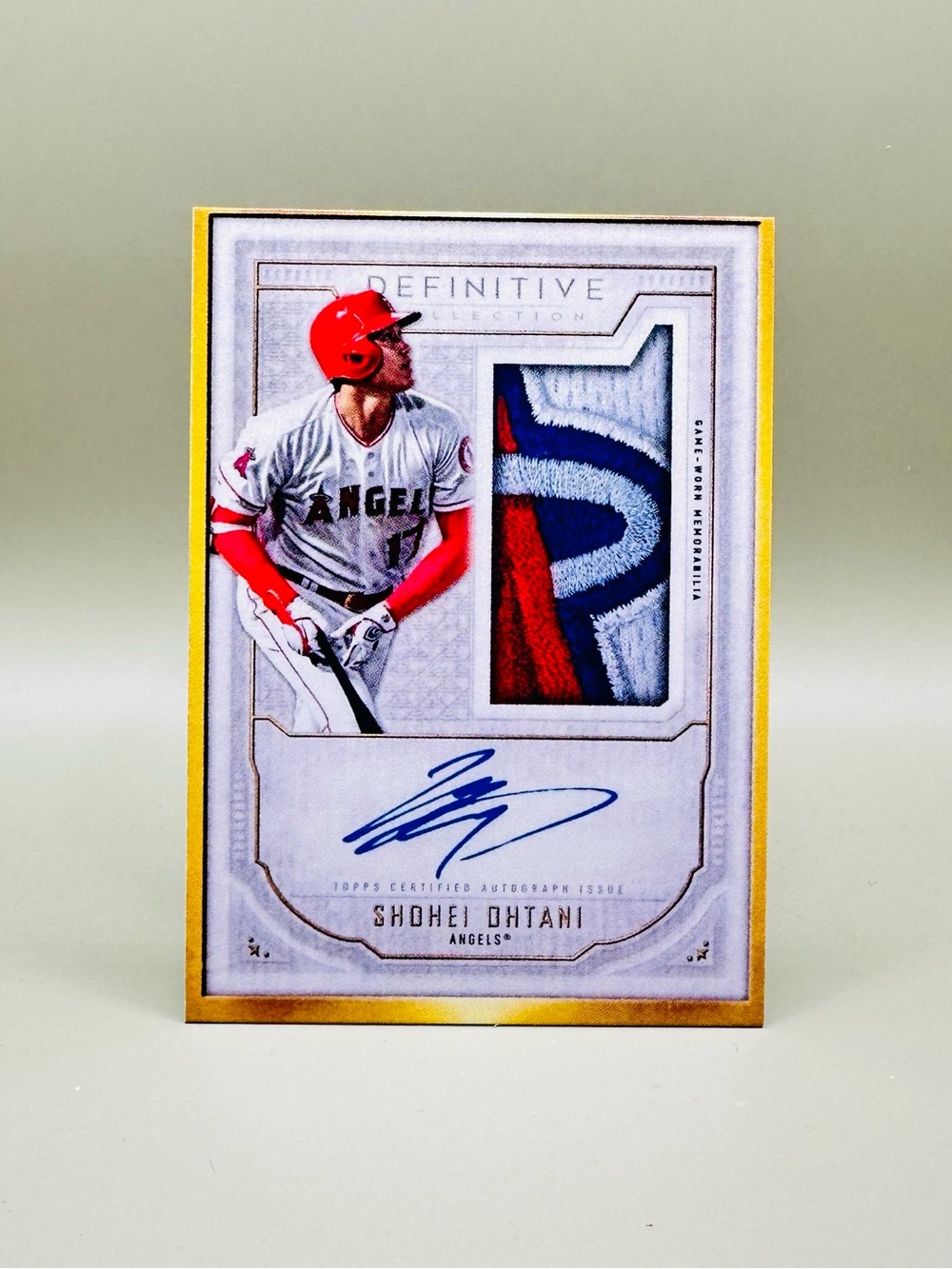 Shohei Ohtani 2021 Topps Definitive Signed Patch Novelty Card. LA Dodgers.
